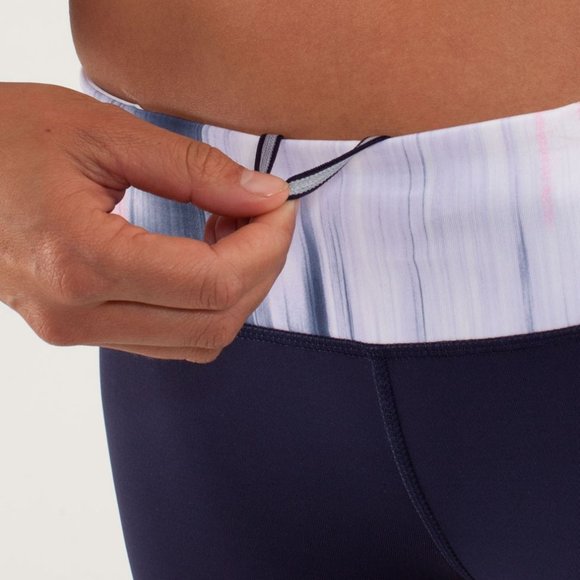 Lululemon Run: Fast& Free Crop Deep Indigo / Mirage Deep Indigo / White sz 4 EUC - Picture 16 of 16